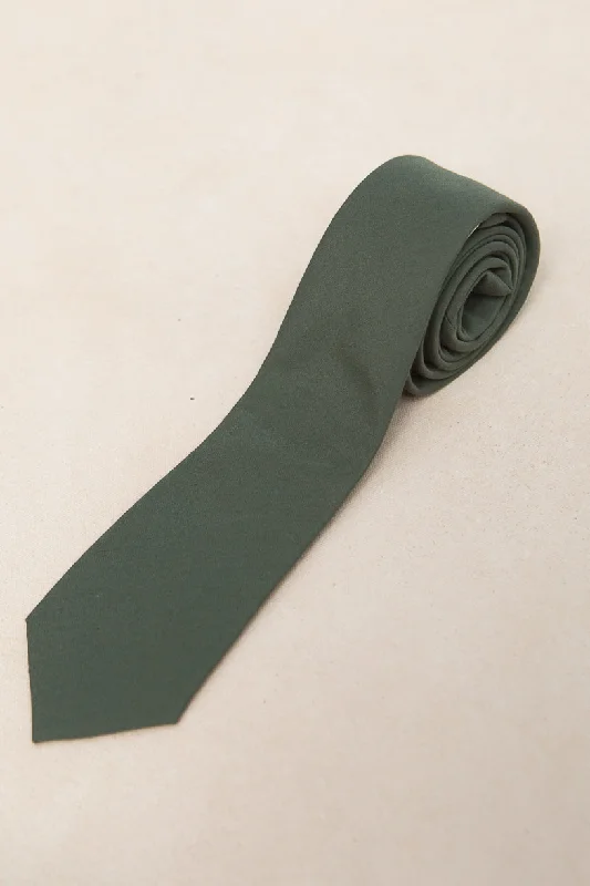 Mens Max Tie in Dark Green