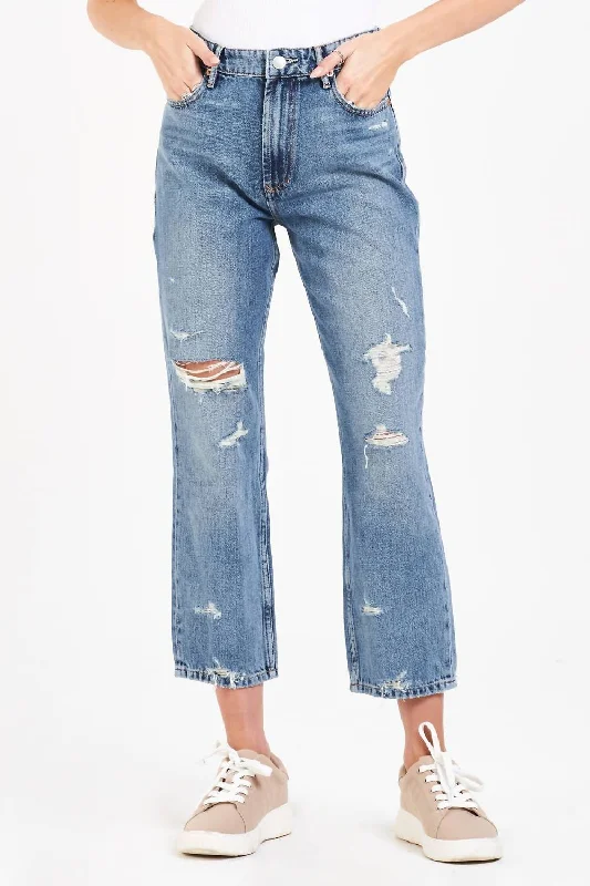 Jodi Straight Leg Jeans In Medium Wash