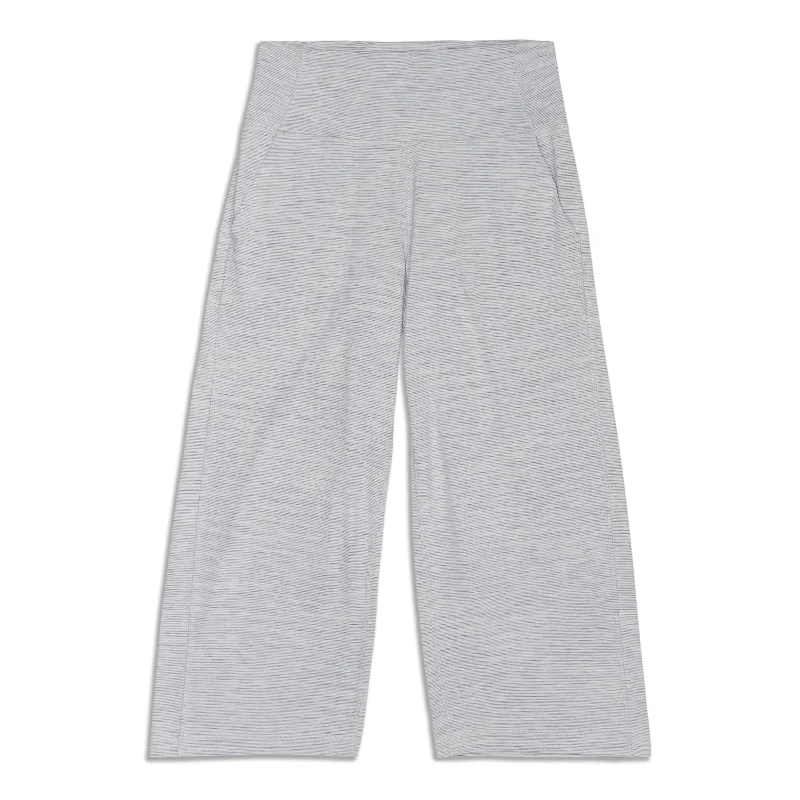 lululemon Align™ Wide Leg Crop - Resale