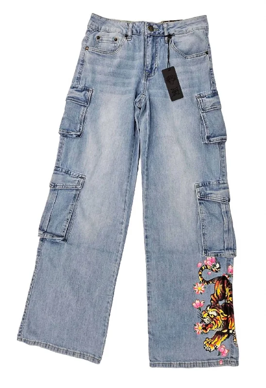 Women's Tiger Flowers Cargo Jean In Retro Light